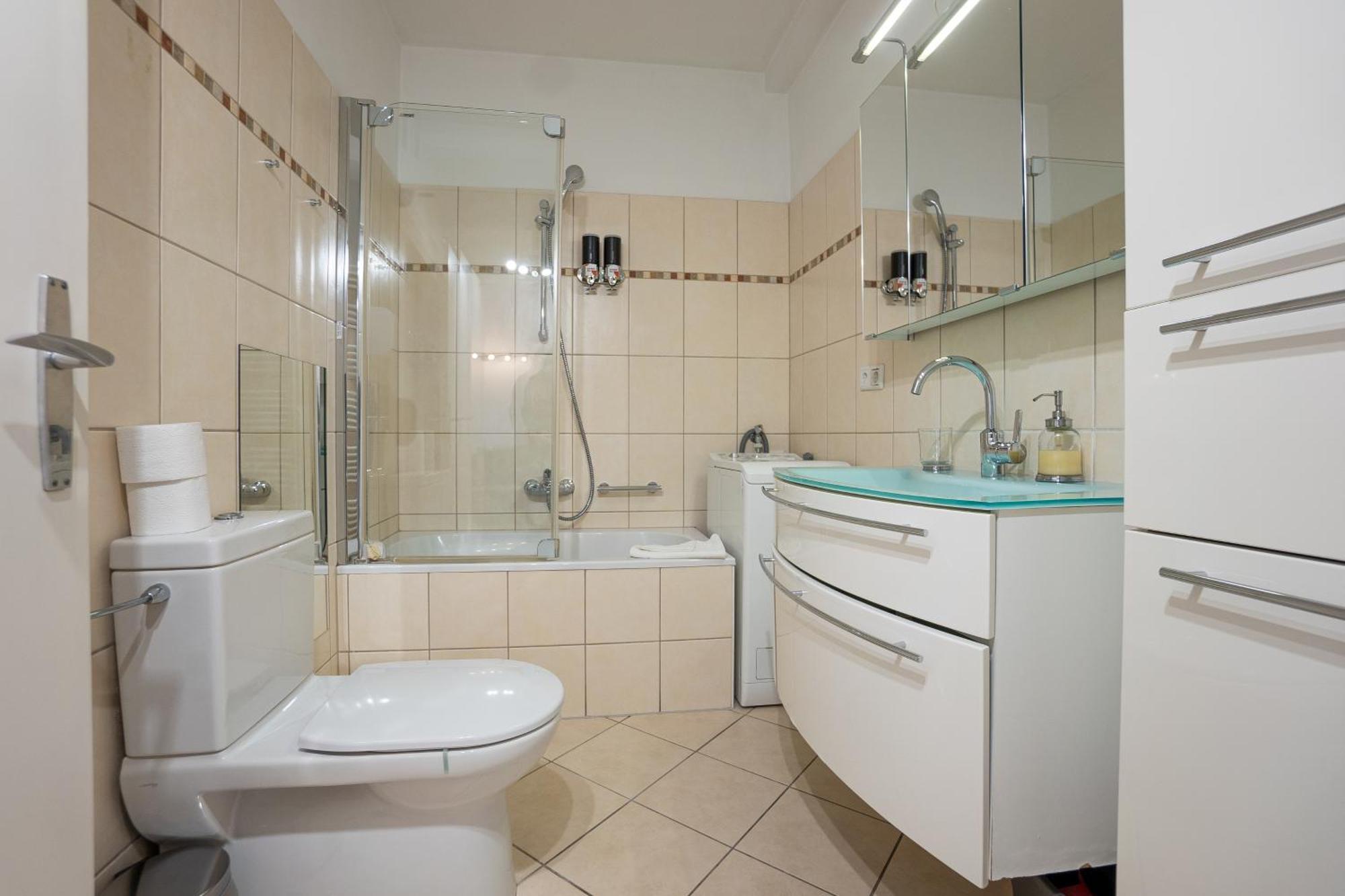 Apartment With A Private Terrace Located Right Near Belvedere Castle, 15 Minutes Away From Stephansdom Wien Exterior foto