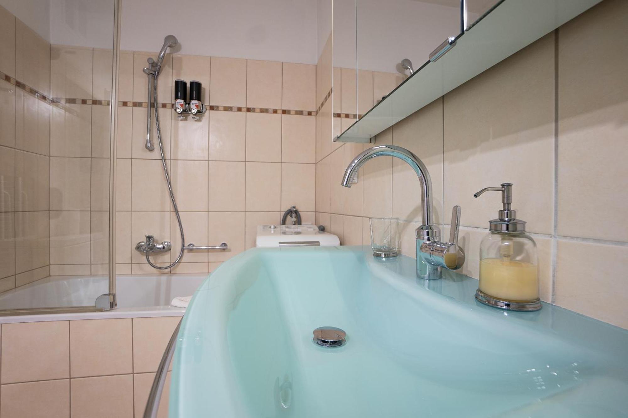 Apartment With A Private Terrace Located Right Near Belvedere Castle, 15 Minutes Away From Stephansdom Wien Exterior foto