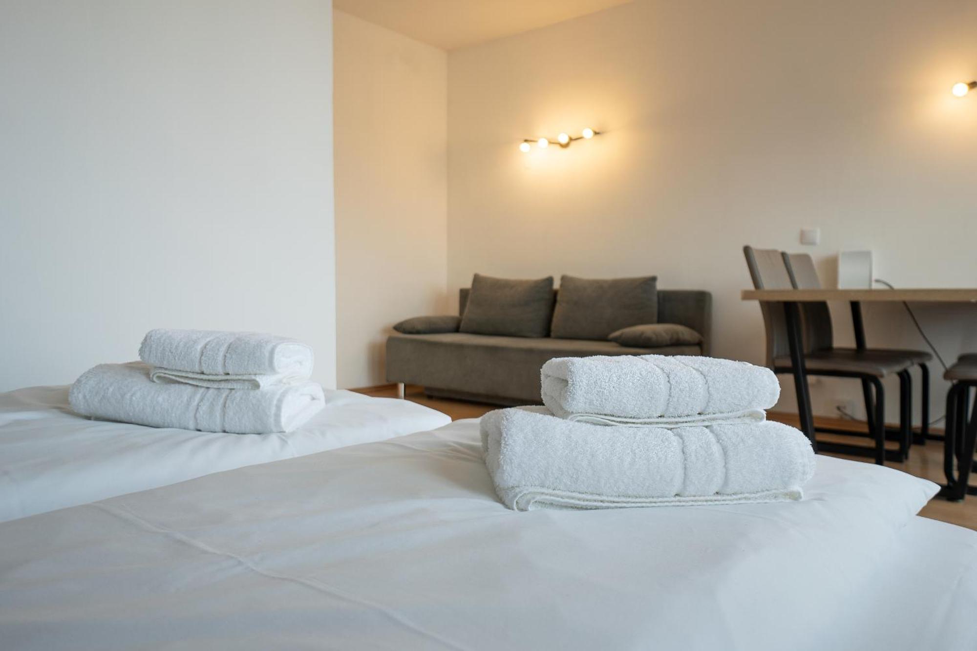 Apartment With A Private Terrace Located Right Near Belvedere Castle, 15 Minutes Away From Stephansdom Wien Exterior foto