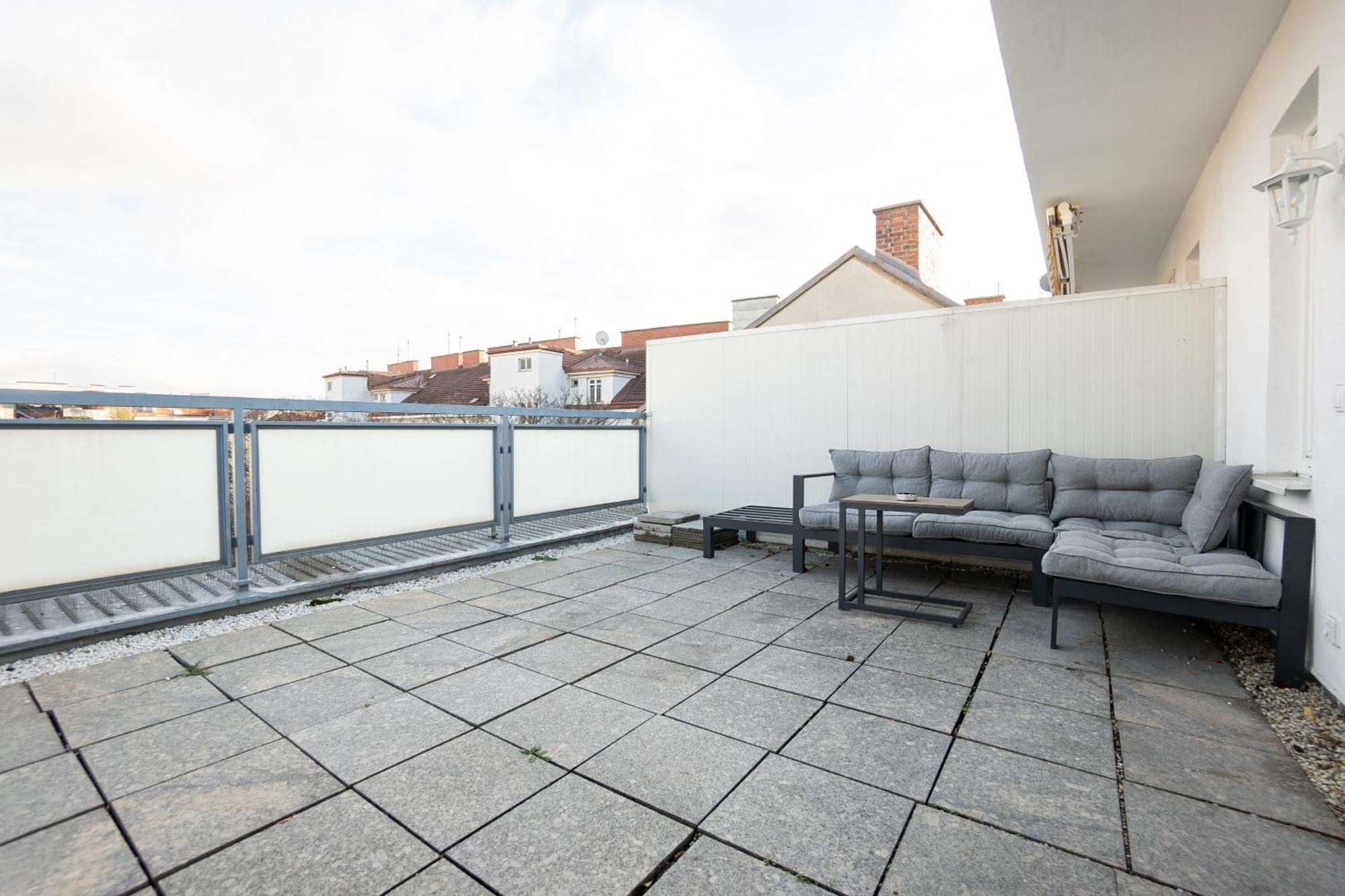 Apartment With A Private Terrace Located Right Near Belvedere Castle, 15 Minutes Away From Stephansdom Wien Exterior foto